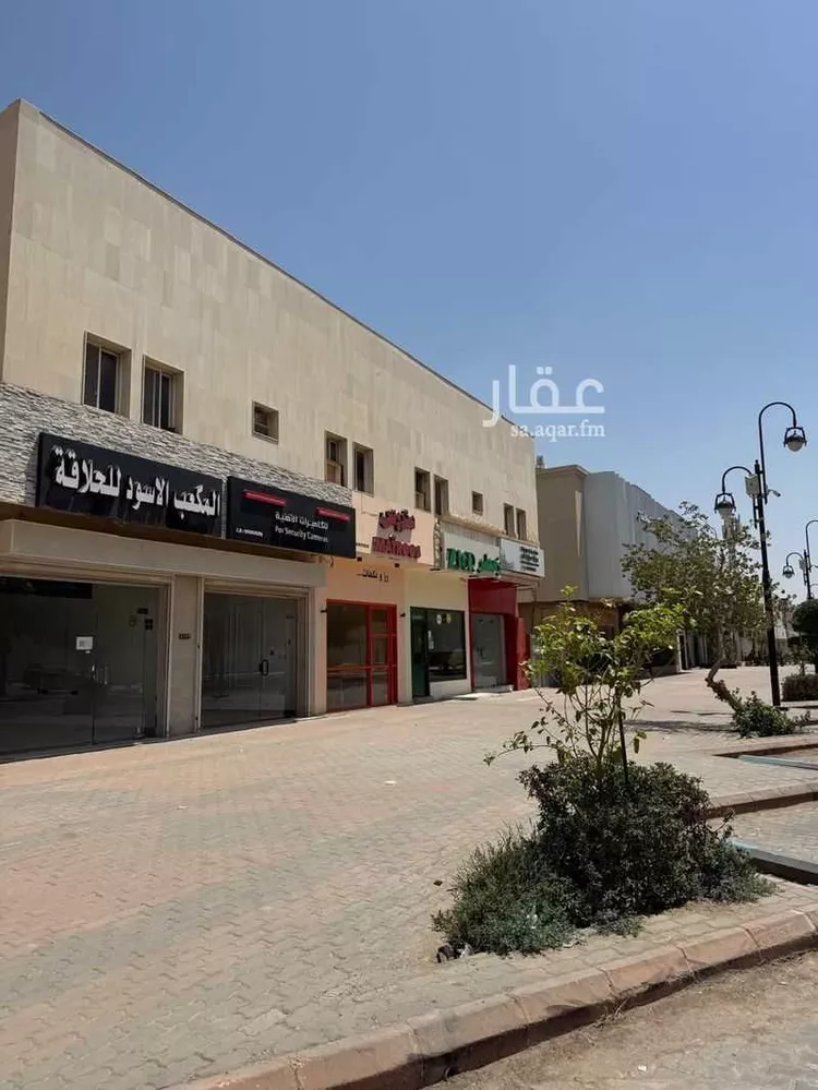 محل للإيجار في شارع الامير احمد بن عبدالعزيز, حي الورود, مدينة الرياض, منطقة الرياض