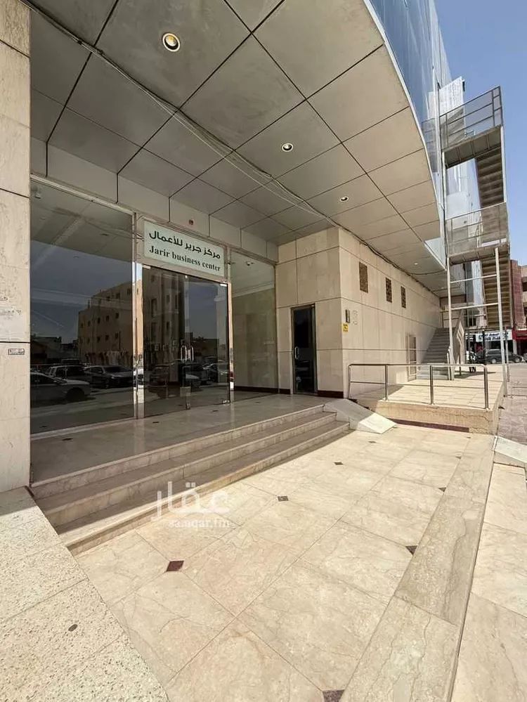 Commercial Office for Rent in Riyadh Al Malaz صورة 2