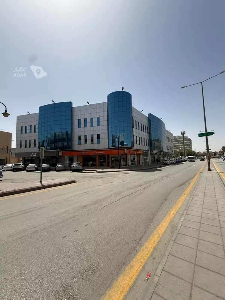 Commercial Office for Rent in Riyadh Al Malaz