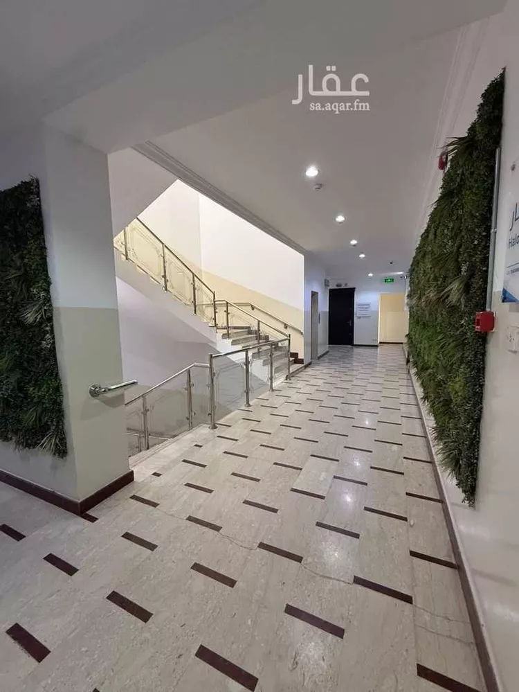 مكتب تجاري للإيجار في شارع جرير, حي الملز, مدينة الرياض, منطقة الرياض صورة 3