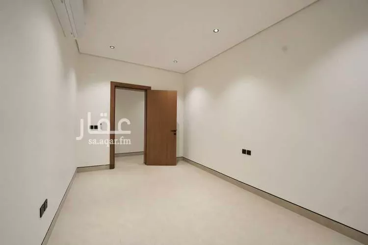 Floor for Rent in Riyadh Al Mursalat 10