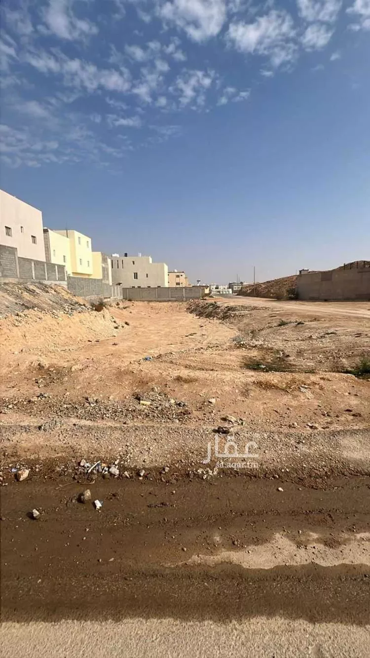 أرض للبيع في حي جوهرة ، عرعر ، منطقة الحدود الشمالية