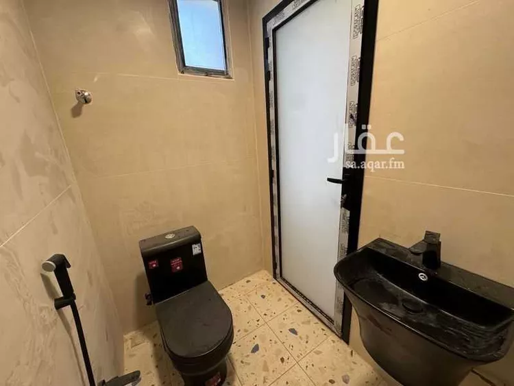 عمارة للإيجار في شارع عمرو بن عثمان بن كعب بن سعد, حي الملك خالد, مدينة عنيزة, منطقة القصيم
