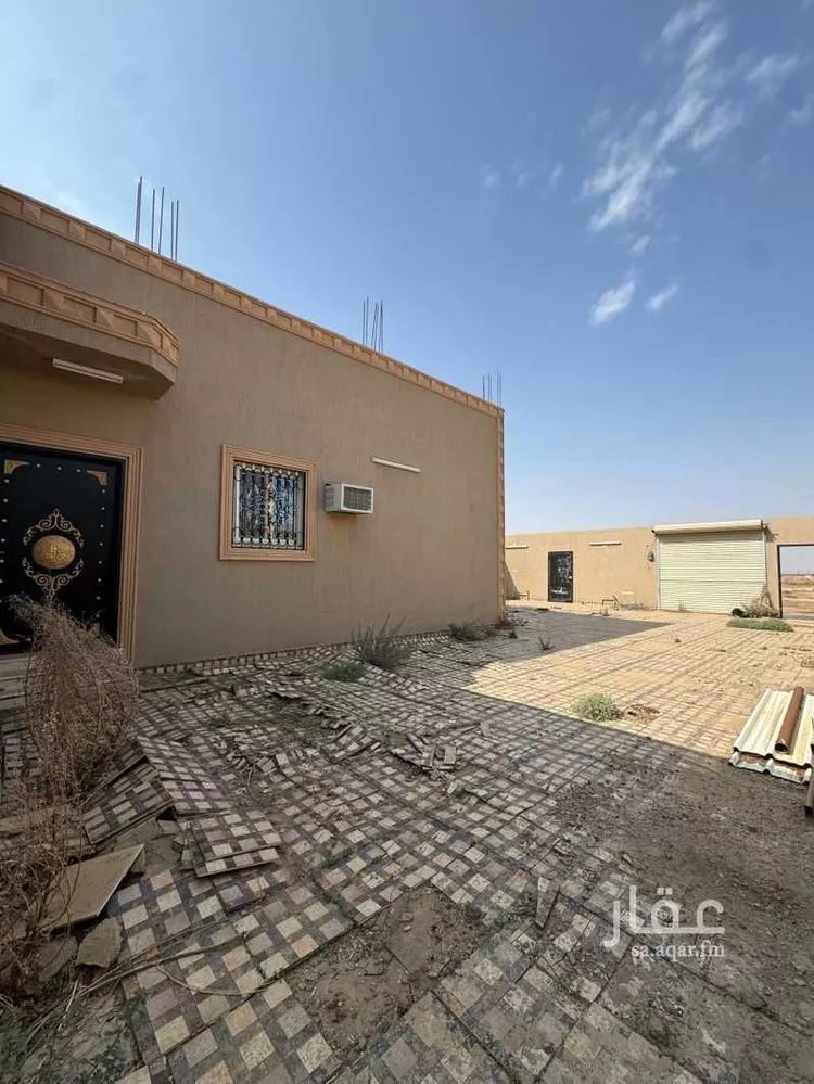 فيلا للبيع في شارع عبد الله بن أوس بن قيظي الأنصاري, حي الورود, مدينة الرس, منطقة القصيم صورة 3