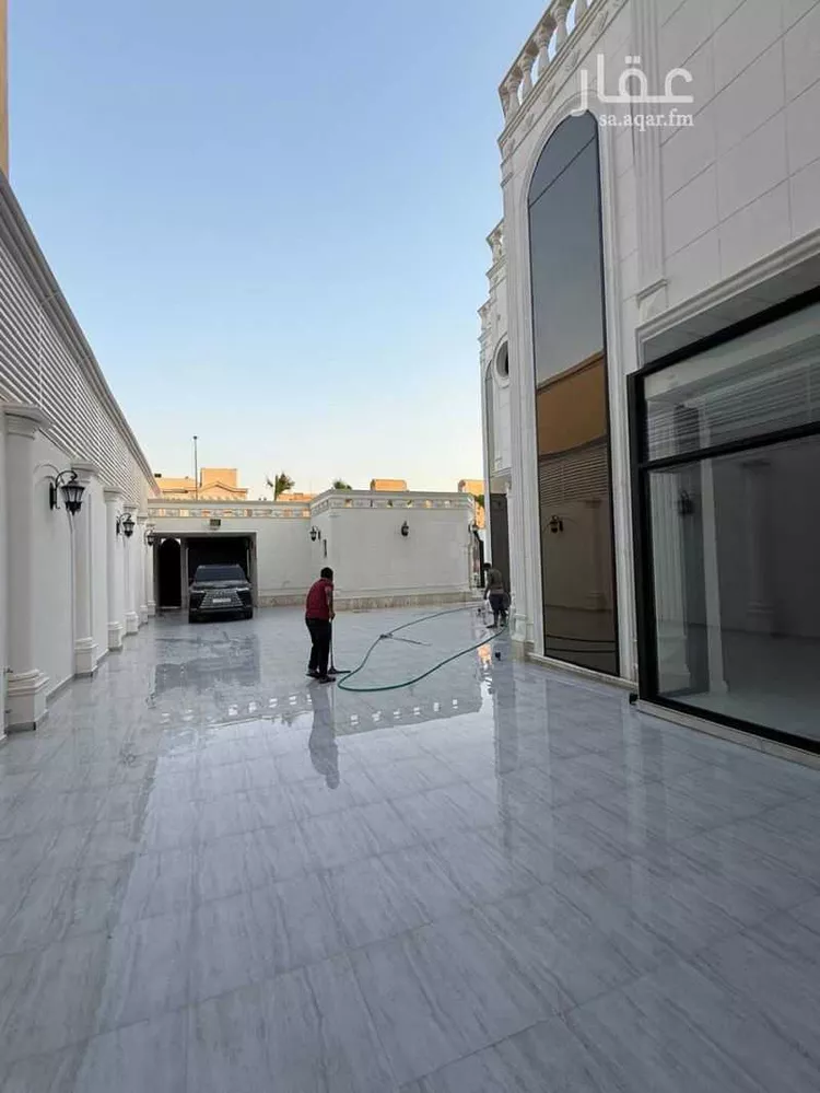 فيلا للبيع في شارع محمد بن مجاهد, حي المونسية, مدينة الرياض, منطقة الرياض صورة 3