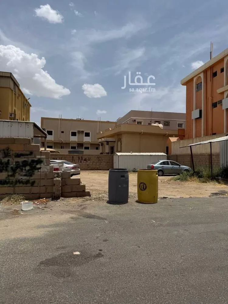 أرض للبيع في شارع لطيفة ابنت عبدالعزيز, حي بدر, مدينة خميس مشيط, منطقة عسير