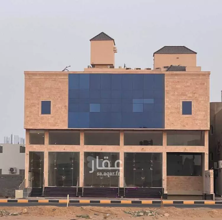 عمارة للإيجار في شارع القصيم, حي المروج, مدينة ينبع, منطقة المدينة المنورة صورة 2