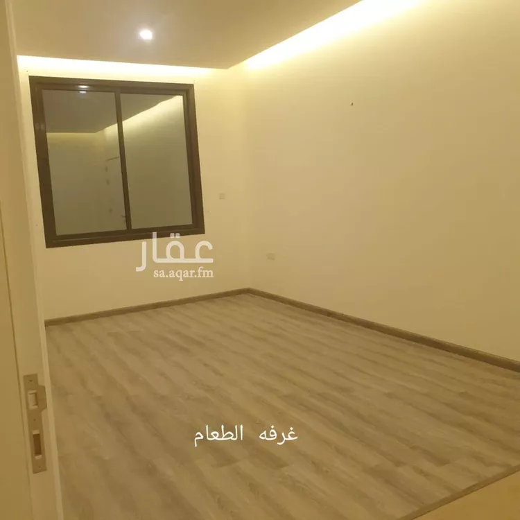 فيلا للبيع في شارع أحمد بن قطرب, حي المهدية, مدينة الرياض, منطقة الرياض صورة 2