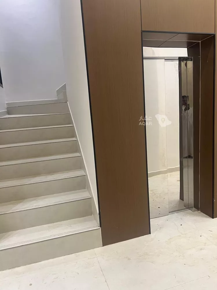 فيلا للبيع في شارع يحيى بن جزلة, حي الرمال, مدينة الرياض, منطقة الرياض 3