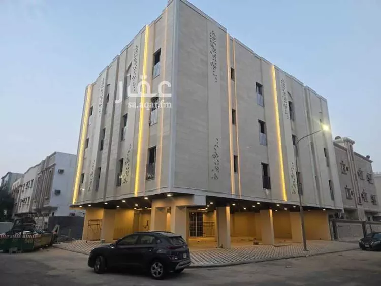 عمارة للبيع في شارع التاسع عشر, حي الثقبة, مدينة الخبر, المنطقة الشرقية صورة 2