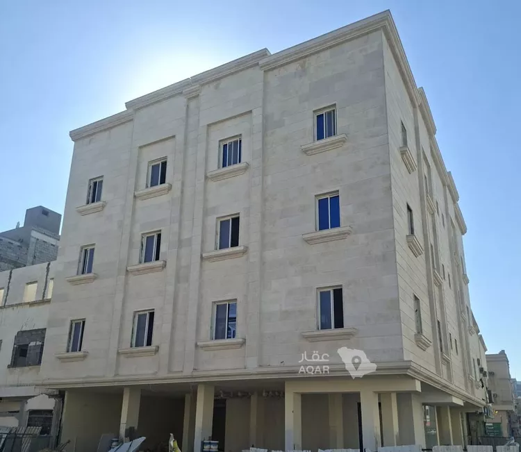 عمارة للبيع في شارع التاسع عشر, حي الثقبة, مدينة الخبر, المنطقة الشرقية