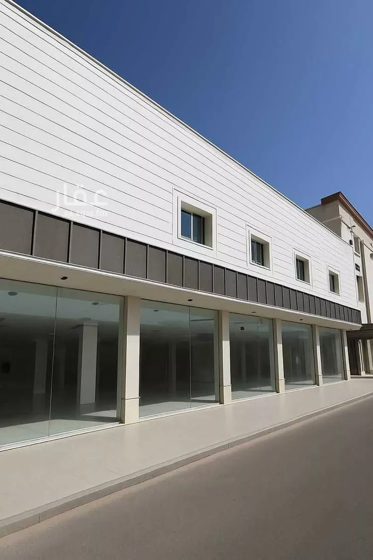 عمارة للإيجار في شارع الحسن بن علي, حي الروضة, مدينة الرياض, منطقة الرياض