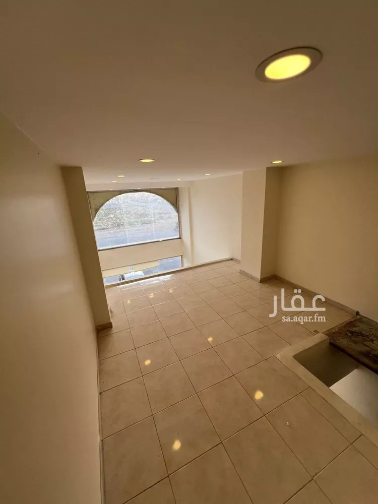 محل للإيجار في شارع ابي القاسم الخوارزمي, حي أبحر الجنوبية, مدينة جدة, منطقة مكة المكرمة صورة 2