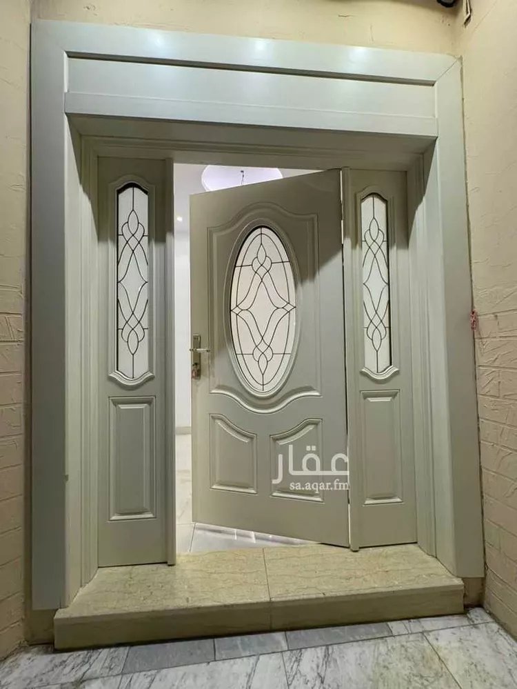 Floor for Rent in Medina Al Khalidiyah صورة 2