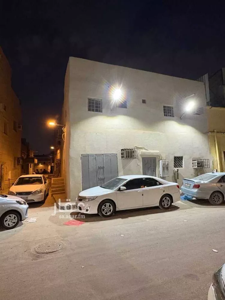 عمارة للبيع في شارع الدخيل, حي العود, مدينة الرياض, منطقة الرياض صورة 5