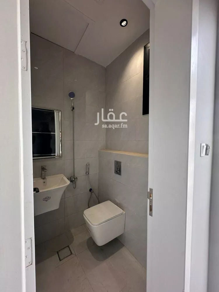 شقة للبيع في شارع معبد بن ابي طالب, حي الصقورية, مدينة المزاحمية, منطقة الرياض 9