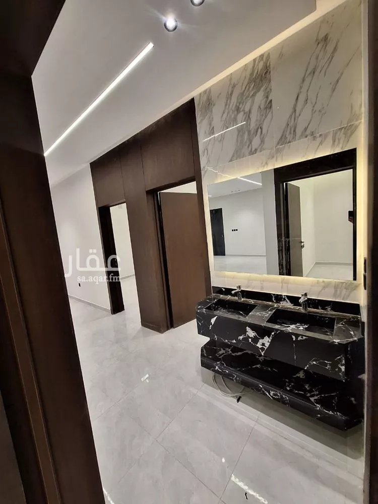 Floor for Sale in Riyadh Tuwaiq 12