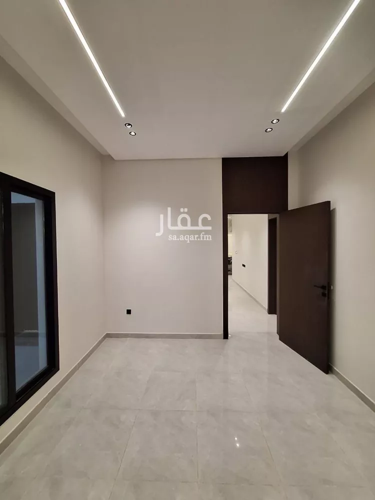 Floor for Sale in Riyadh Tuwaiq 13