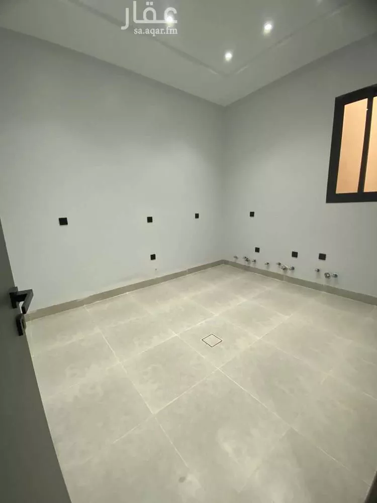 Floor for Sale in Riyadh Tuwaiq 7