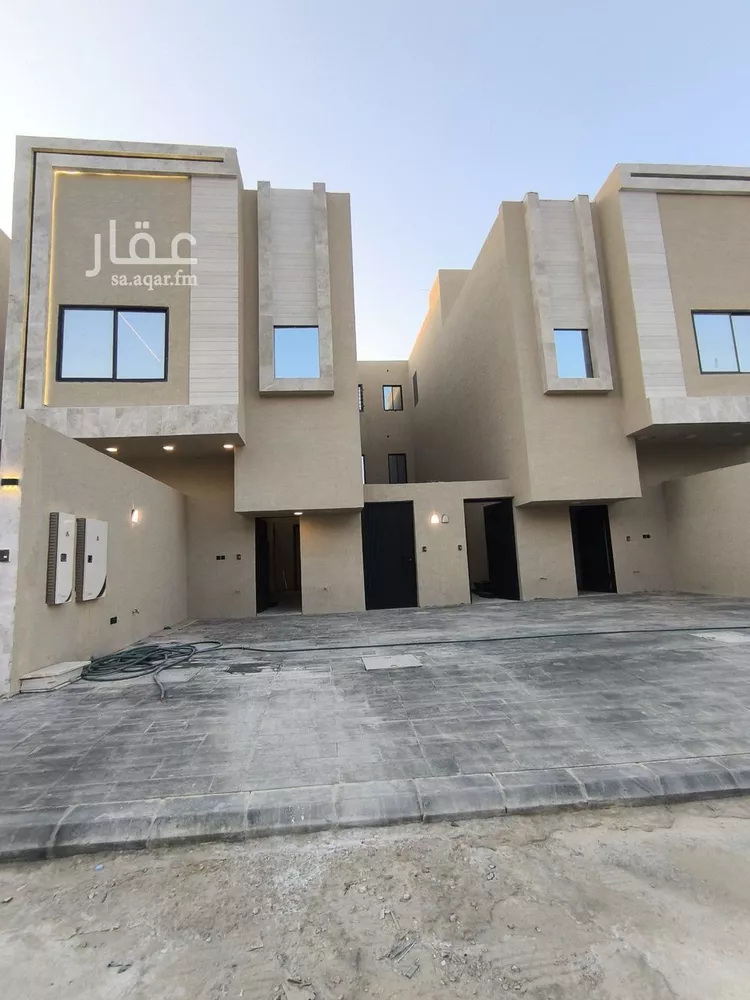 دور للبيع في شارع أبي محمد بن الزوال, حي عكاظ, مدينة الرياض, منطقة الرياض صورة 2