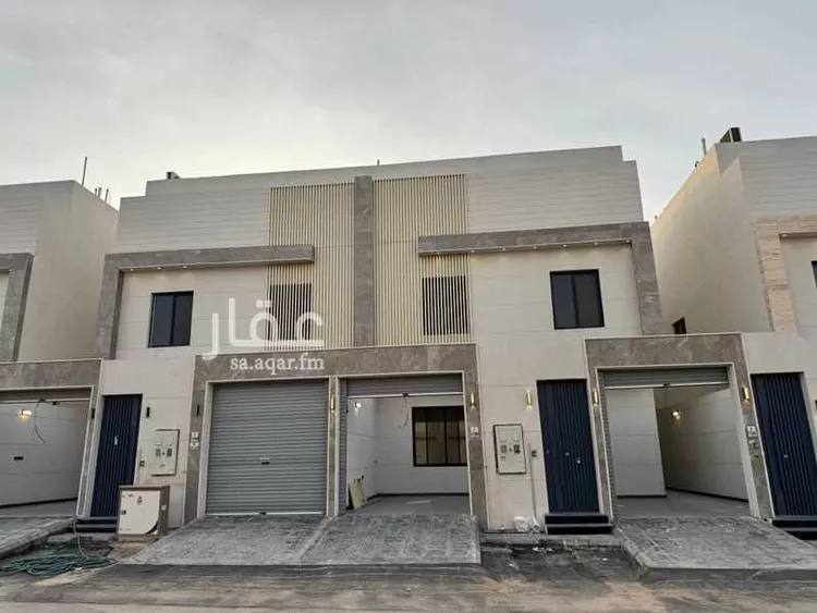 فيلا للبيع في شارع عبدالرحمن الناسخ, حي عكاظ, مدينة الرياض, منطقة الرياض 1 صورة