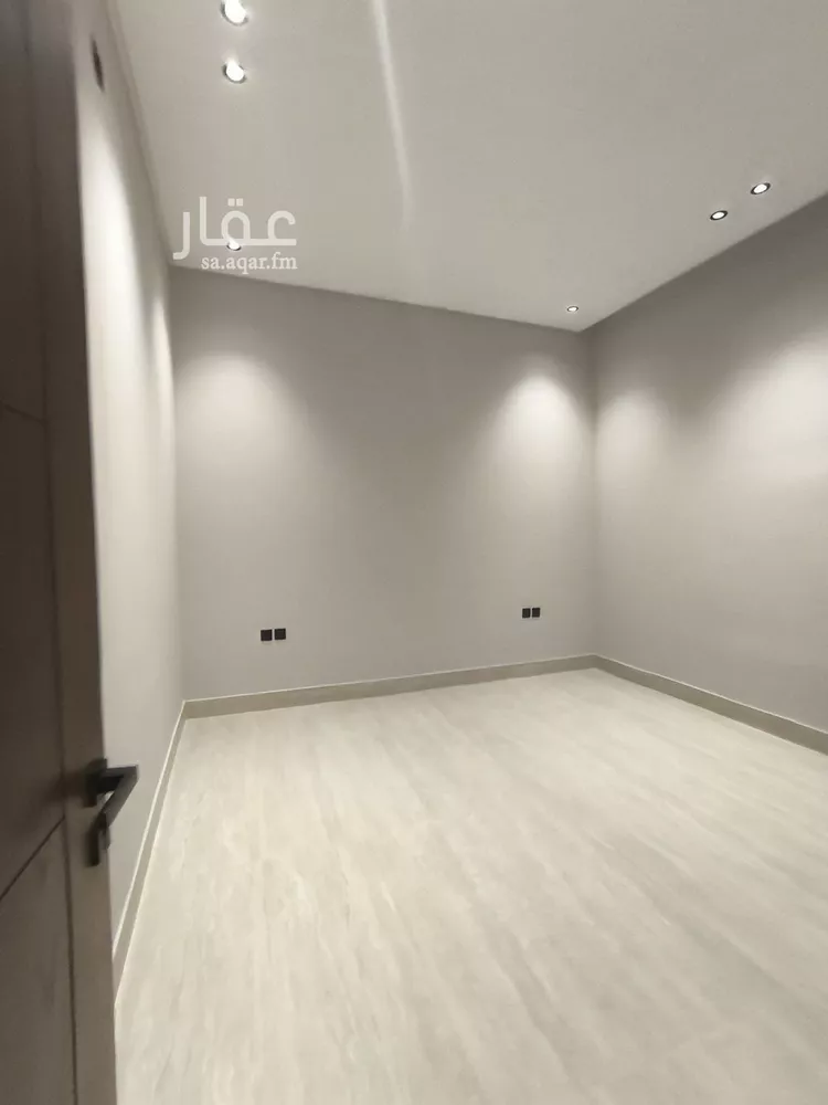 دور للبيع في شارع محمد صالح امام, حي العوالي, مدينة الرياض, منطقة الرياض صورة 2