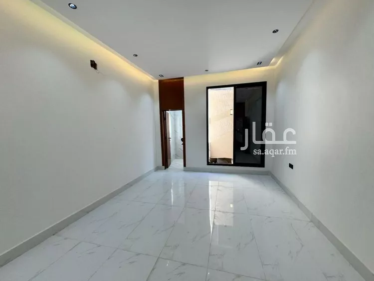 دور للبيع في شارع أبحير, حي طيبة, مدينة الرياض, منطقة الرياض صورة 2