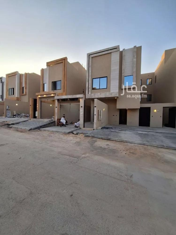 دور للبيع في شارع أبي محمد بن الزوال, حي عكاظ, مدينة الرياض, منطقة الرياض صورة 2