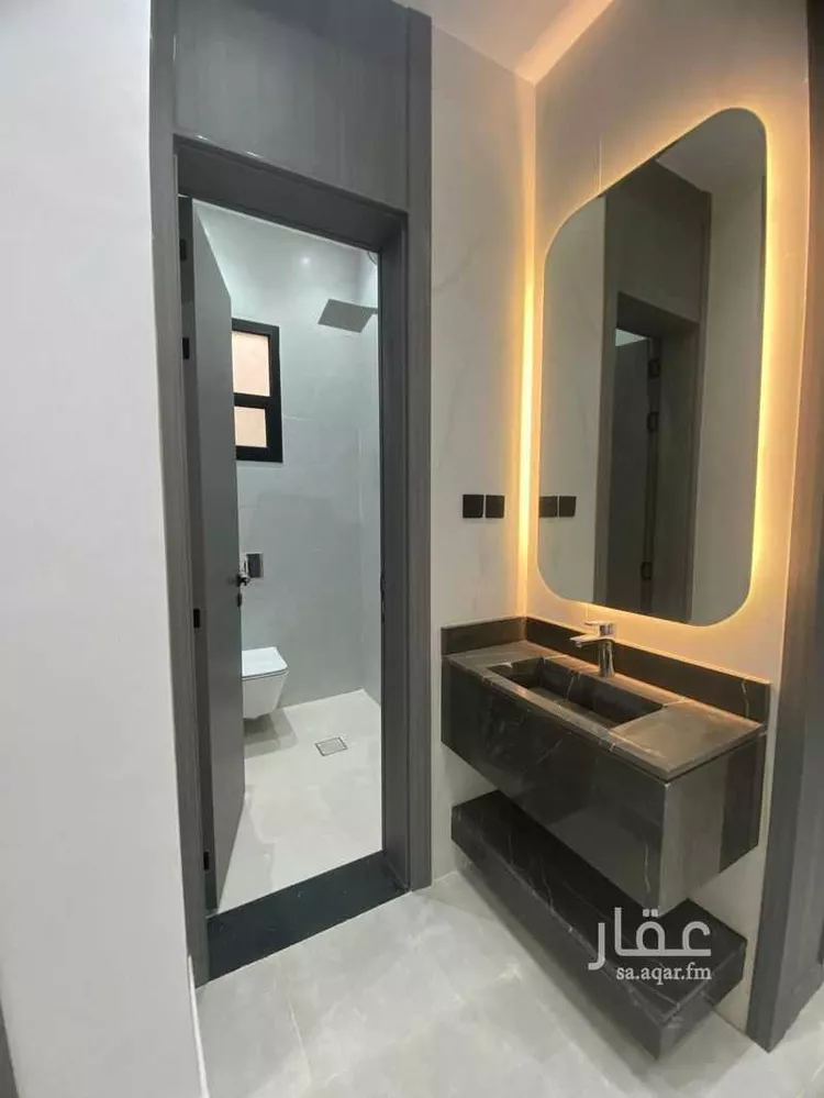Floor for Sale in Riyadh Tuwaiq 15