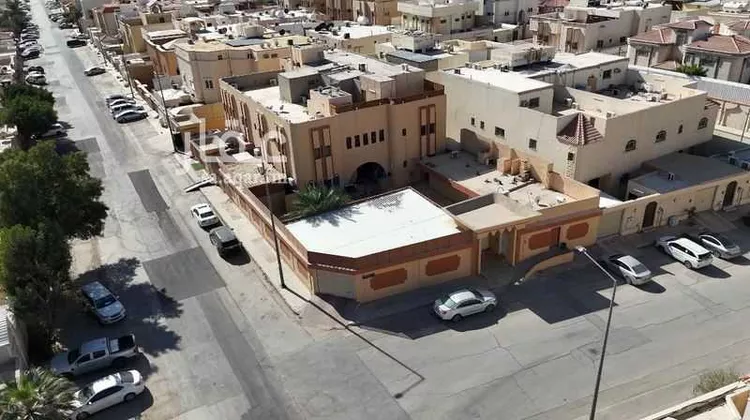 فيلا للبيع في شارع ابن معروف, حي المنصورة, مدينة الرياض, منطقة الرياض صورة 2