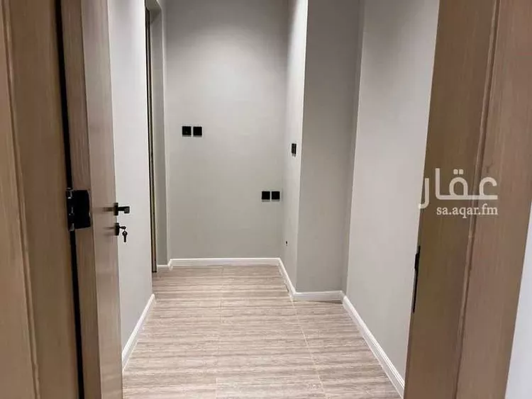 دور للبيع في شارع علقة, حي المصيف, مدينة الرياض, منطقة الرياض صورة 5