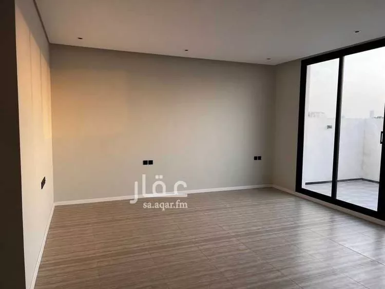 دور للبيع في شارع علقة, حي المصيف, مدينة الرياض, منطقة الرياض صورة 3
