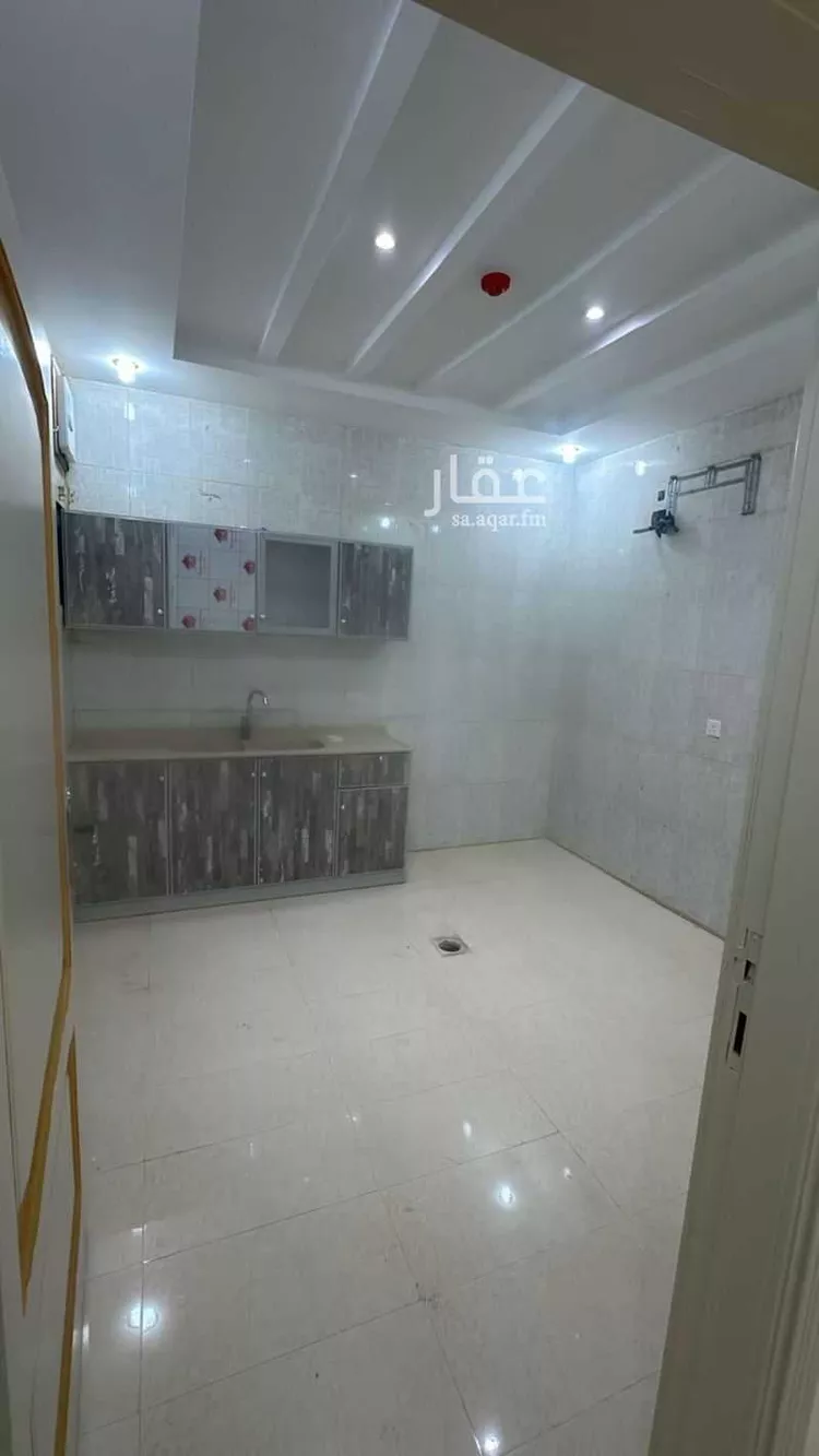 شقة للإيجار في شارع محمد الغزوي, حي الورود, مدينة جدة, منطقة مكة المكرمة صورة 2