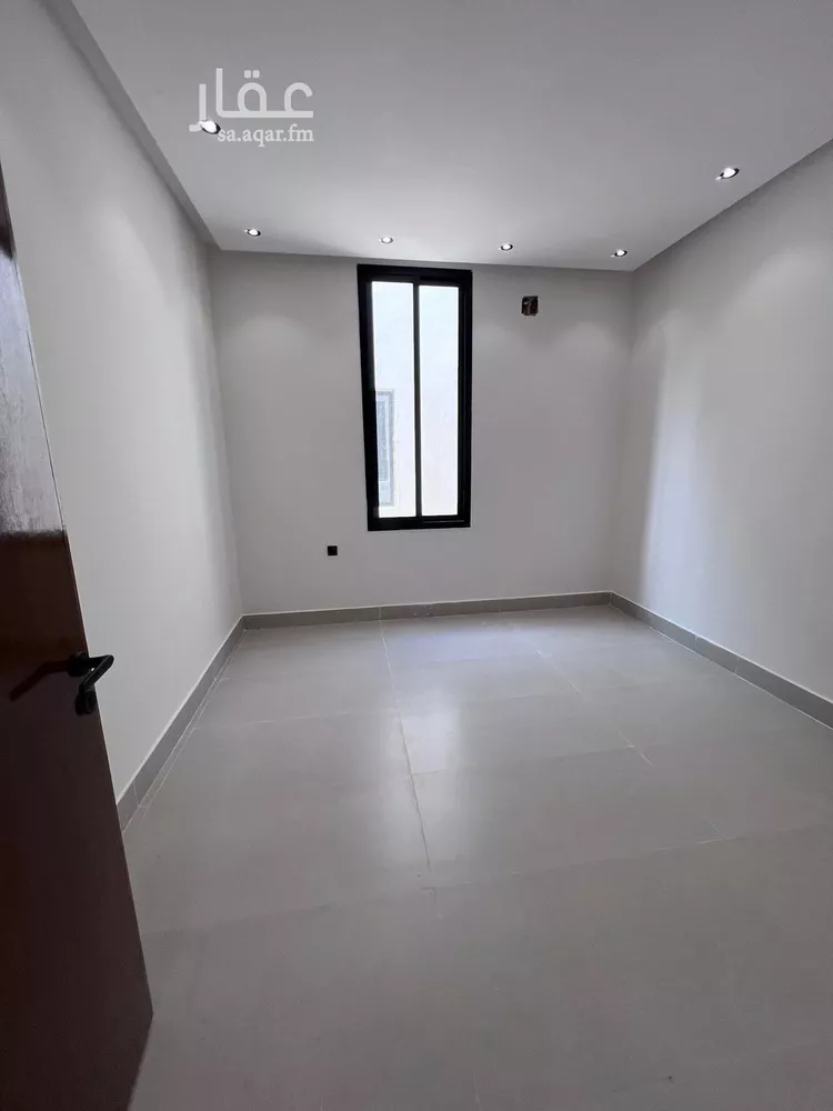 فيلا للبيع في شارع لقاح, حي عكاظ, مدينة الرياض, منطقة الرياض 7