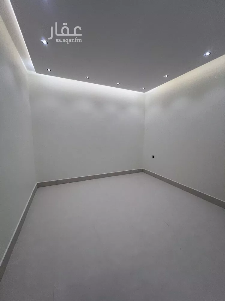 Villa for Sale in Riyadh Tuwaiq 8