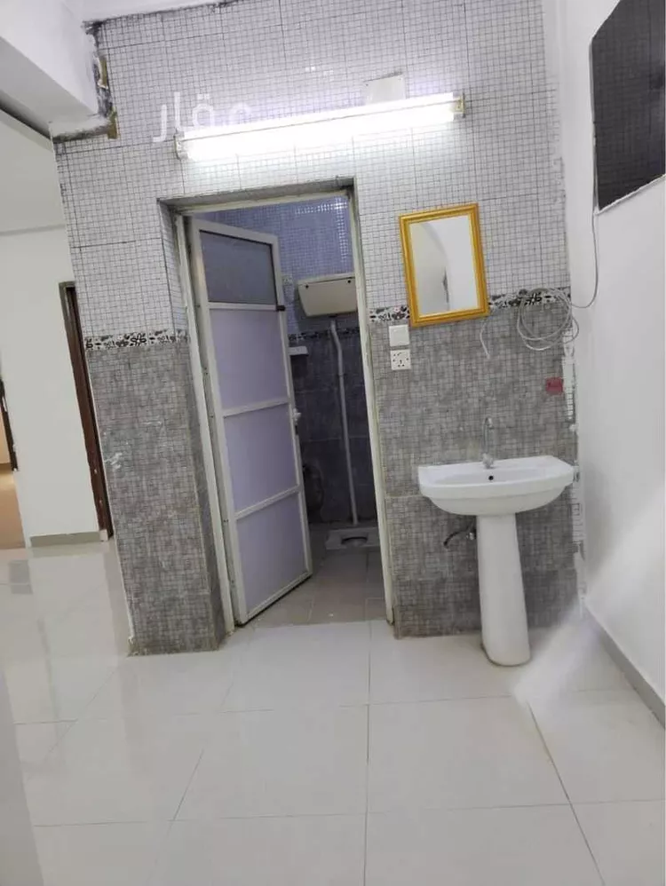 شقة للإيجار في شارع ثروان بن فزرة, حي الملك فهد, مدينة أبو عريش - أبو عريش, منطقة جازان