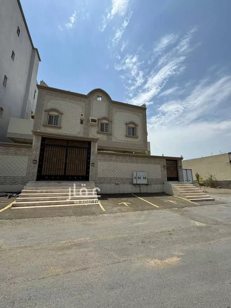 عمارة للبيع في شارع مجاهد بن يوسف بن علي العمري, القرينية, جدة صورة 2