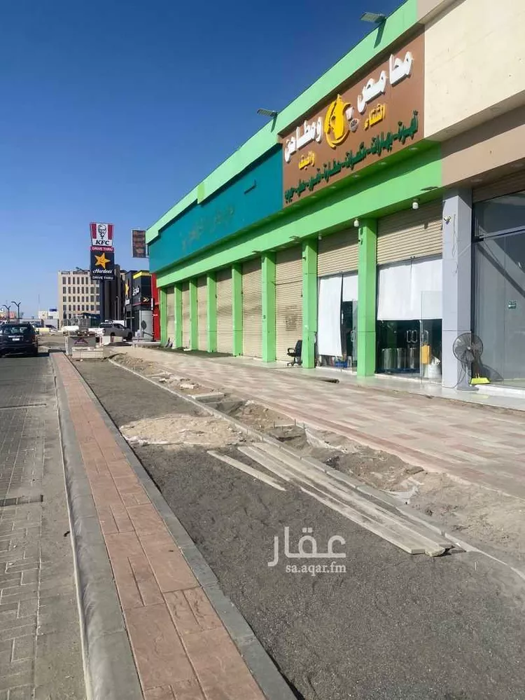 محل للإيجار في شارع الى الرياض, حي الراقي, مدينة خميس مشيط, منطقة عسير صورة 2