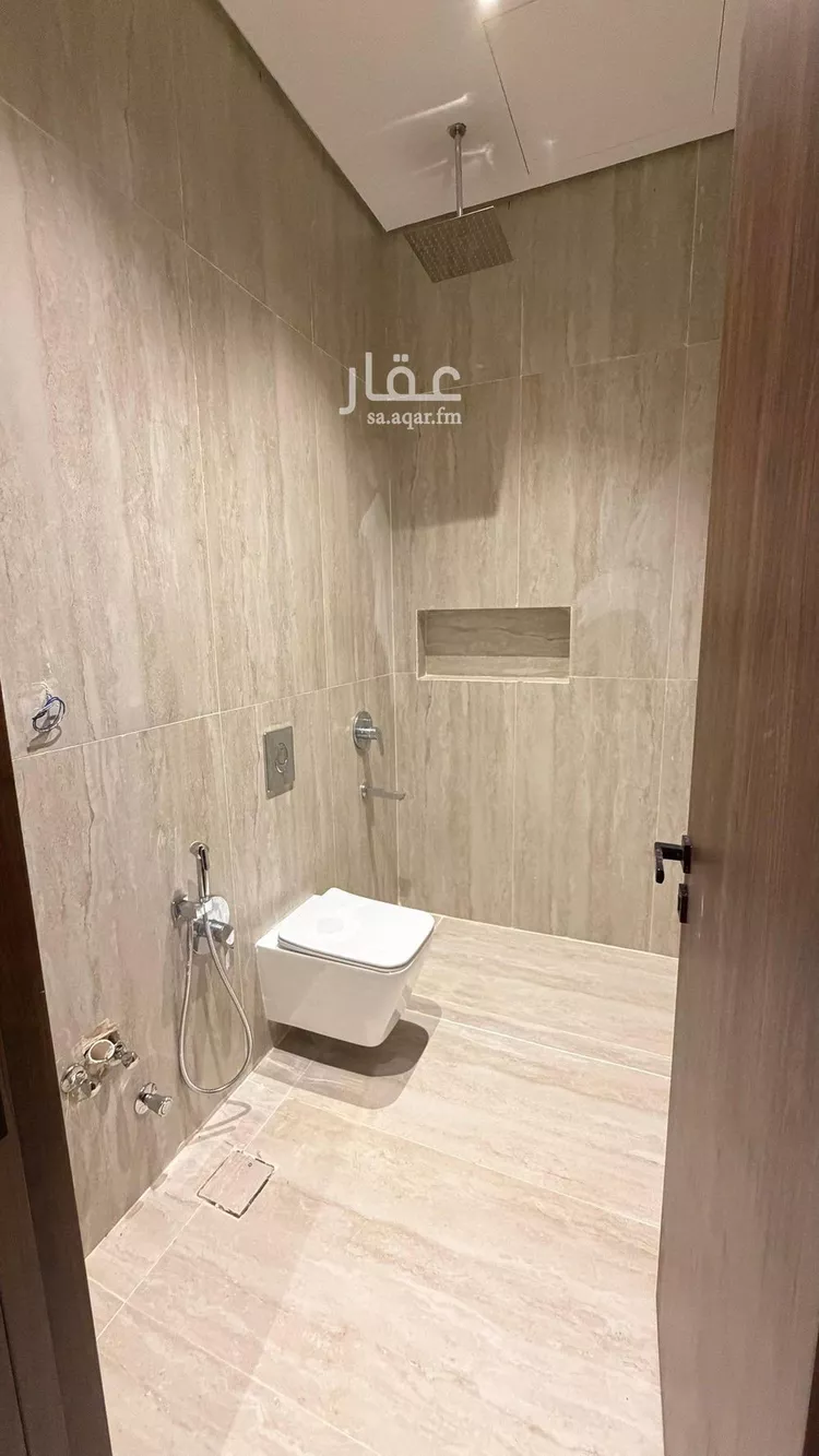 دور للبيع في شارع عمرو الطائي, حي النرجس, مدينة الرياض, منطقة الرياض صورة 5