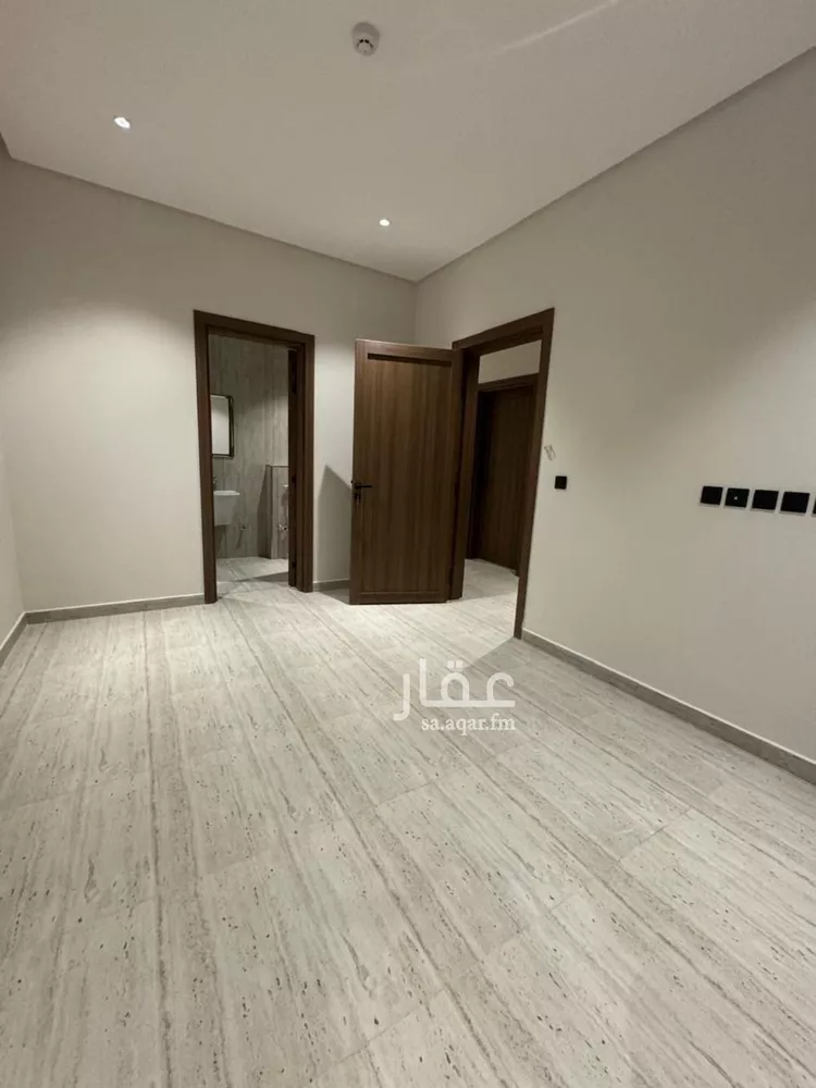 شقة للبيع في شارع عبدالله بن عبدالحق الأنصاري, حي عرقة, مدينة الرياض, منطقة الرياض