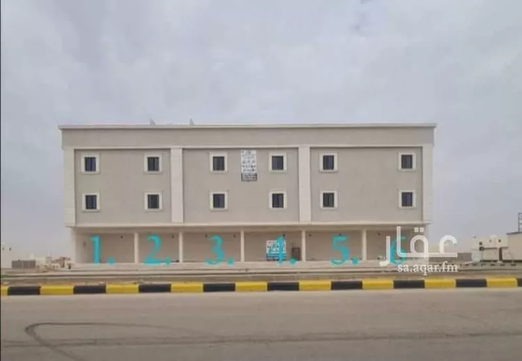 عمارة للبيع في شارع قتادة بن النعمان, حي الوادي, مدينة حفر الباطن, المنطقة الشرقية