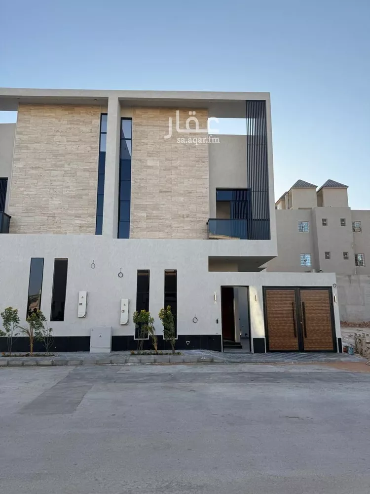 Villa for Sale in Riyadh Al Mahdiyah صورة 2