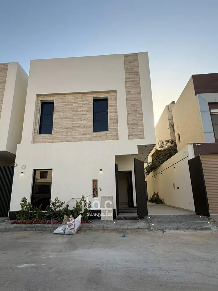 Villa for Sale in Riyadh Al Mahdiyah