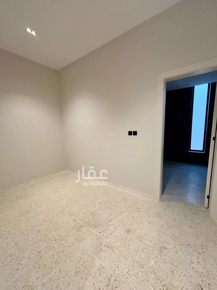 Villa for Sale in Riyadh Al Mahdiyah 27
