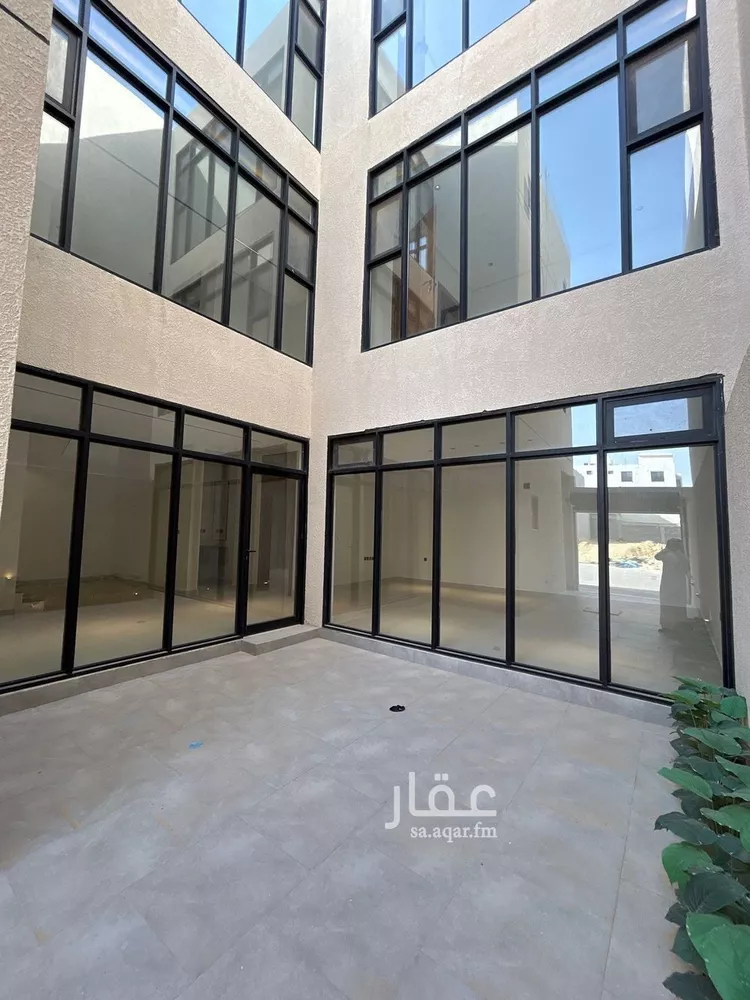 فيلا للبيع في شارع محمد بن هبة الله, حي المهدية, مدينة الرياض, منطقة الرياض صورة 3