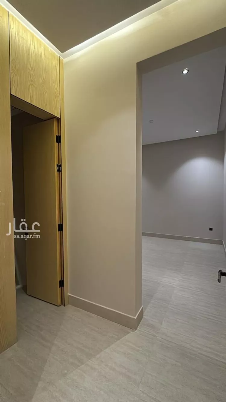 شقة للبيع في شارع أحمد بن هاشم, حي المهدية, مدينة الرياض, منطقة الرياض 8