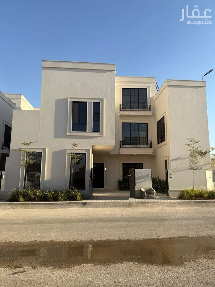 Villa for Sale in Riyadh Al Mahdiyah