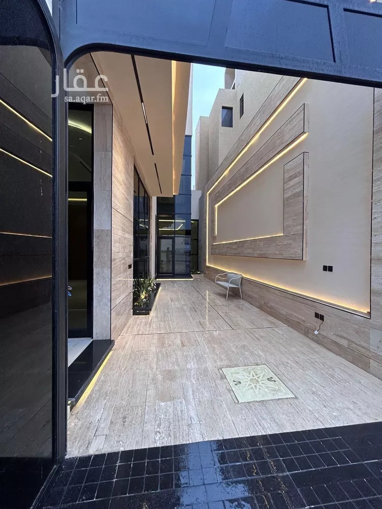 فيلا للبيع في شارع إسماعيل بن أبي الغنائم, حي المهدية, مدينة الرياض, منطقة الرياض صورة 3