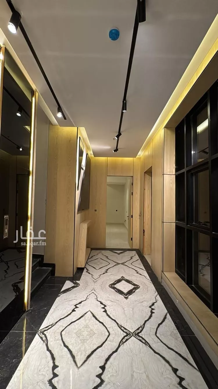 شقة للبيع في شارع أحمد بن هاشم, حي المهدية, مدينة الرياض, منطقة الرياض 8