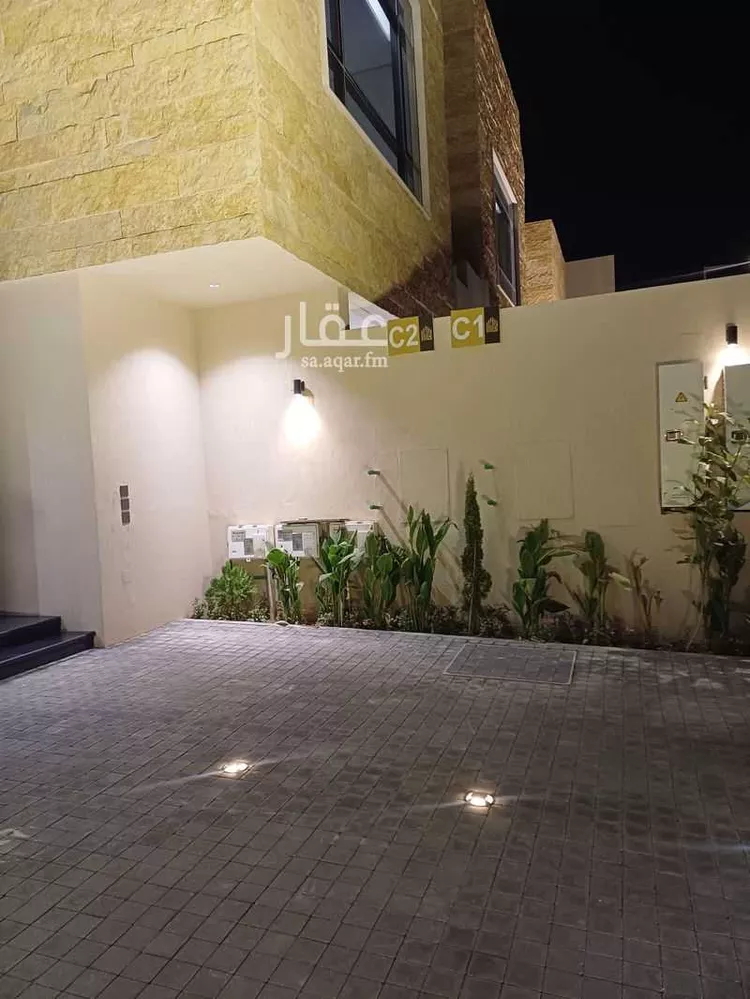 دور للبيع في شارع محمد بن عمر العرابي, حي الصفاء, مدينة الرياض, منطقة الرياض صورة 5